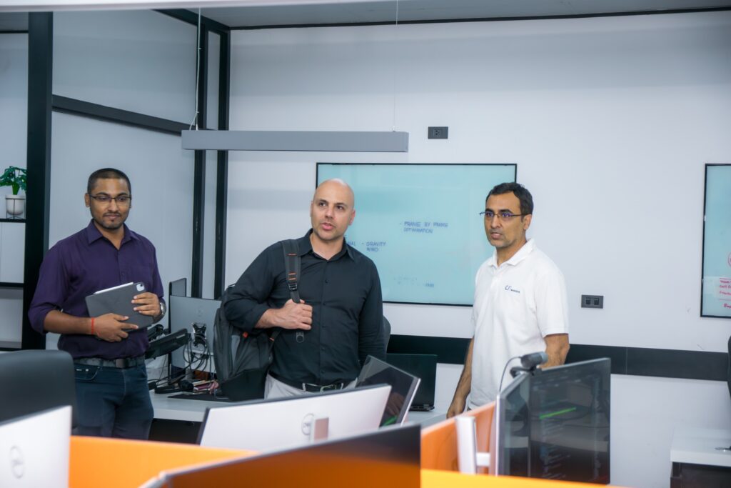 Dr. Javad Hashemi visits CSI Bangkok